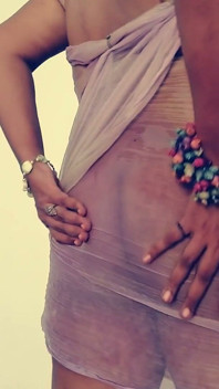 India milf recoge 5 episodio final - ella encontró el vestido más increíble
