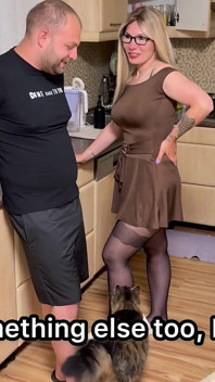 Vidéo double infidélité - il couche avec la femme de son meilleur ami et éjacule dans sa chatte