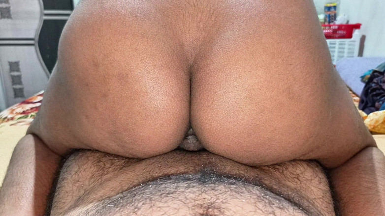 Bithi69gril: Ragazza arrapata del villaggio che scopa capo pazzo in ufficio...