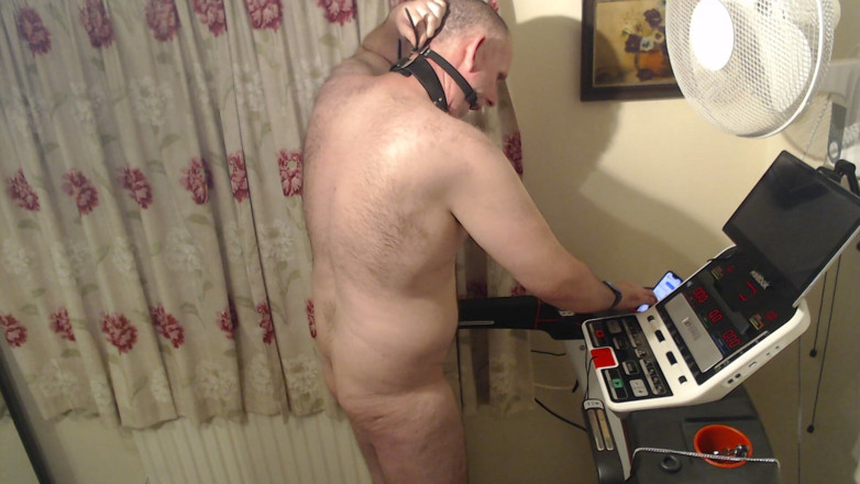 Lovenipclamps: Running on Tread Mill with Toys