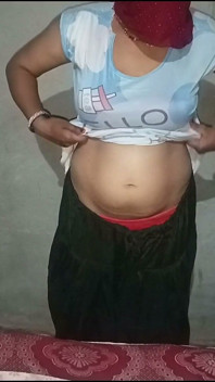 Jovem Meia-irmã Indiana Do Interior Estava Tentando Boquete Duro Com Meio-irmão Em Áudio Hindi Claro