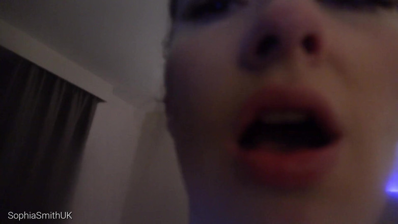 SophiaSmithUK: ASMR ciuman besar