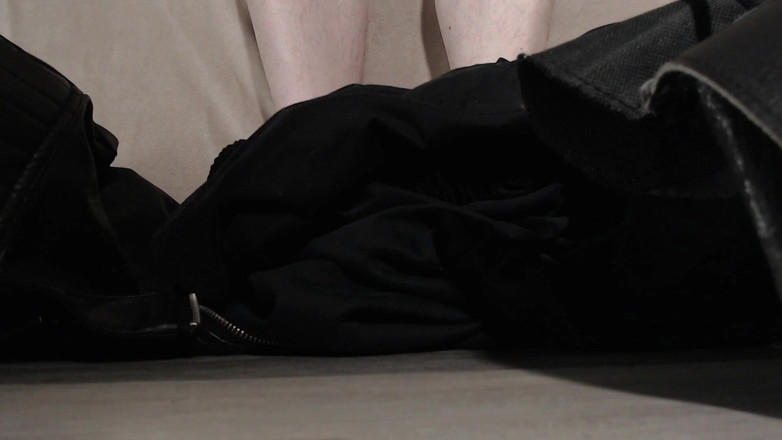 Hunky time: Alpha Zog Seine Ausrüstung Aus