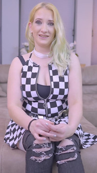 Linda Lush - ラウンド 1 - Get to Know Me!