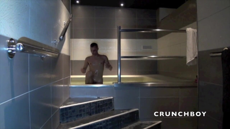 Sex humiliation with french lads: Seks humliation pod prysznicem z 3 mięśni chłopców
