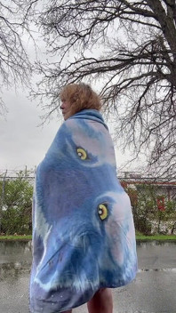 Regenwasser mit meinen titten fangen