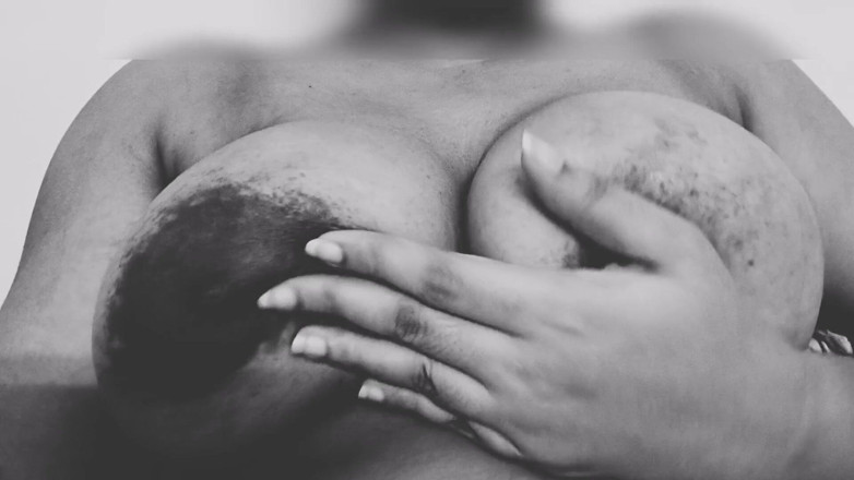 Mallugirl Naina: 딜도로 자위하는 말레이 소녀, 핑거링과 리얼 오르가즘 - 비디오