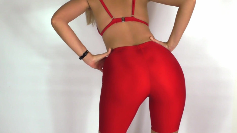 Helena Moeller: Spandex fetisch med Jerk off instruktioner