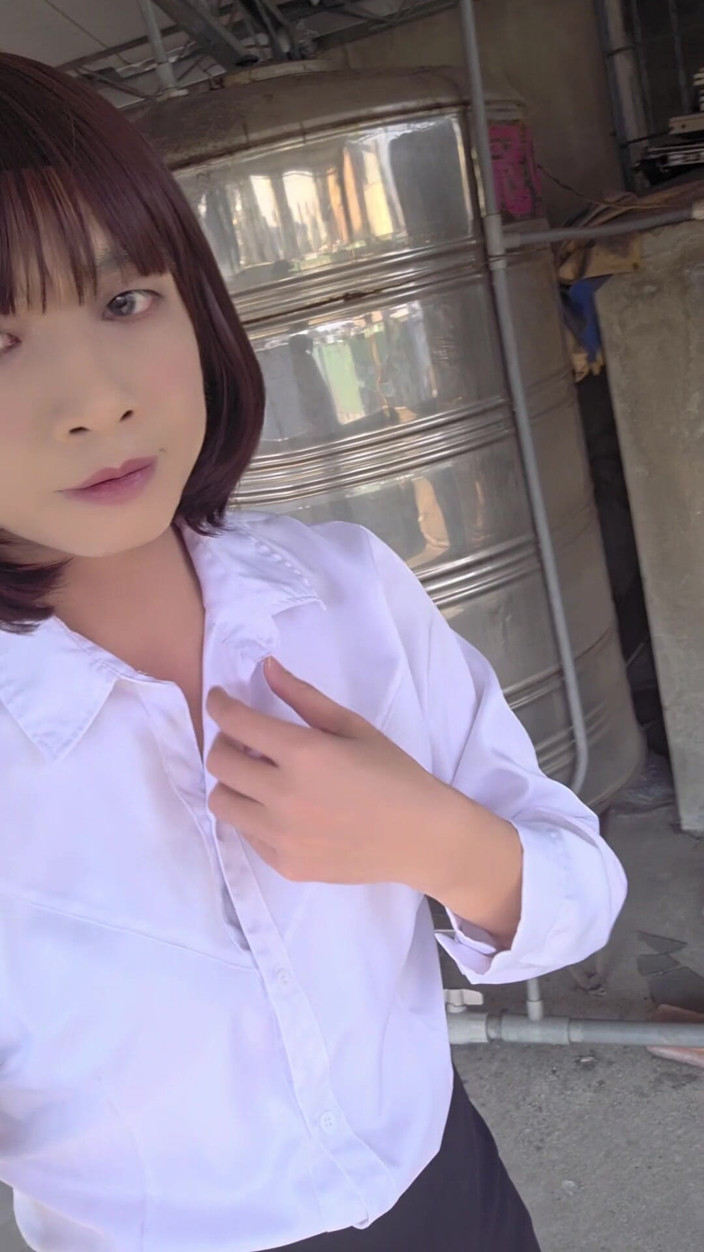 Taiwancdgirl: 가짜 니앙 팅쉬안의 투명 팬티와 멜빵 스타킹