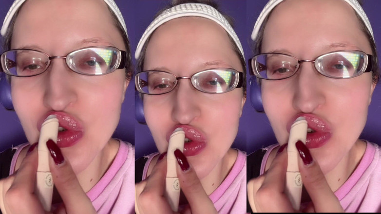 FinDom Goaldigger: Pumpar en plug pout bimbo transformation för läpp besatthet klipp...