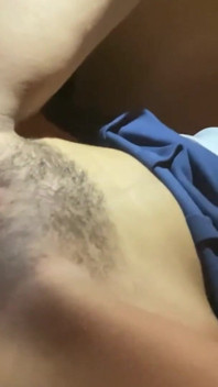 18 Anos Amadora Filmando a Si Mesma Enquanto Fode Seu Meio-irmão