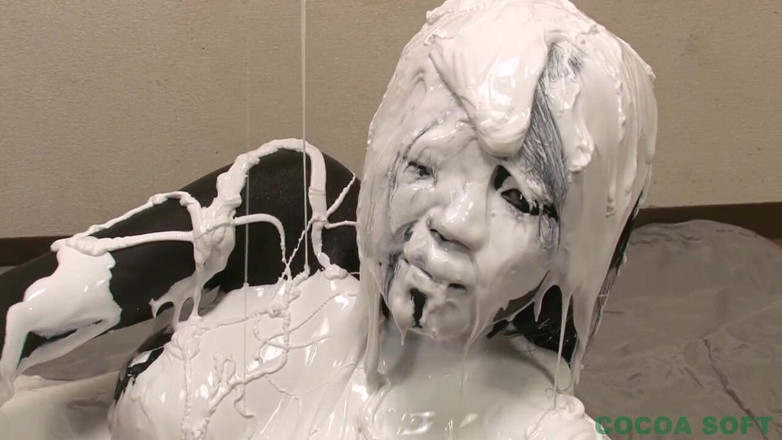 Cocoa Soft: White and black paint session for the sexy Asian