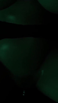 Menina tirando a roupa e dando-lhe um boquete: 3d pornô POV