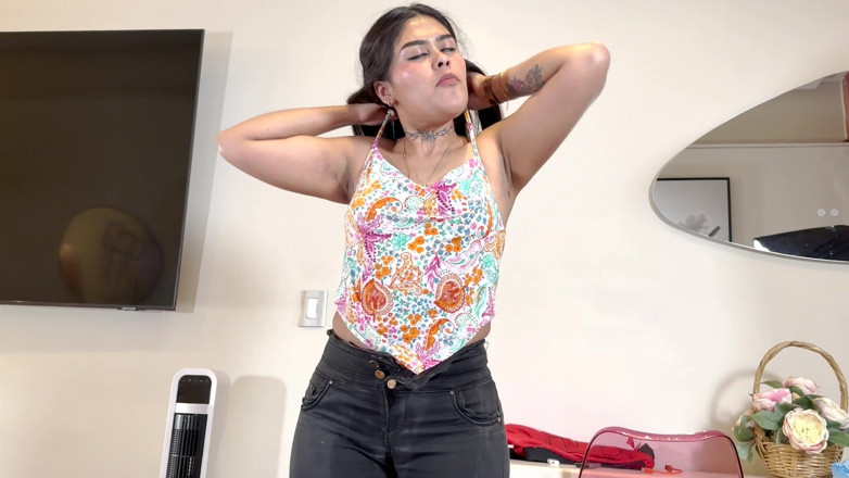 Calientehubxxx: Prodejce domu v Mexico City