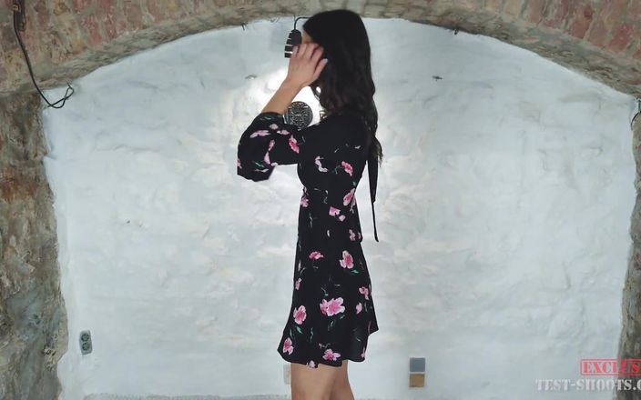 Test-Shoots: Exkluzivní video s hezkou roztomilou pannou Teen Violou Kat v...