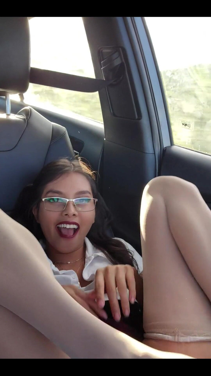 Sammy_corazon: Masturbation dans la voiture