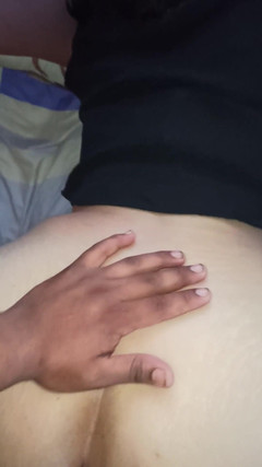 E-Alfa: MILF fodida em quatro