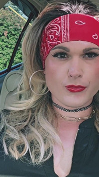 Kylie Babes Smoking Fetish Car Play