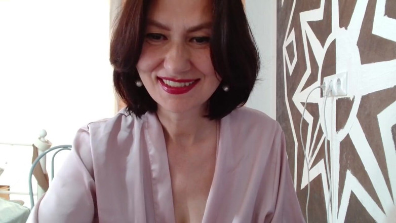 ANGELA_LADY: Guardi nella figa di una miLF e ti trasformi in...