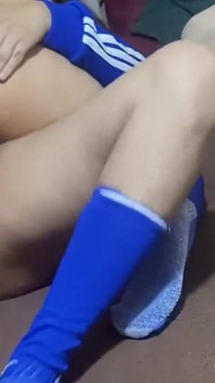 Üniversiteli kız üvey kız kardeş seks bebeği Candice Tantaly'nin tadını çıkardıktan sonra öğrenciler üçlü seks yapıyor