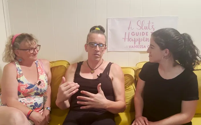 Cliff Media: A 's Guide to Happiness Podcast - Episode 28: Life as a Full-service...