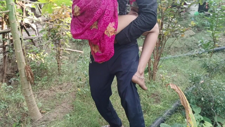 seema: Outdoor-chudai voll teil2