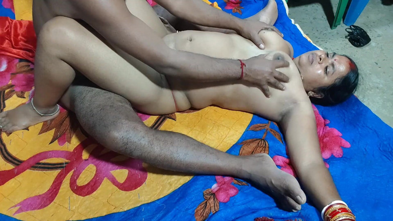 Raju Raju: Novio despojado y follada novia