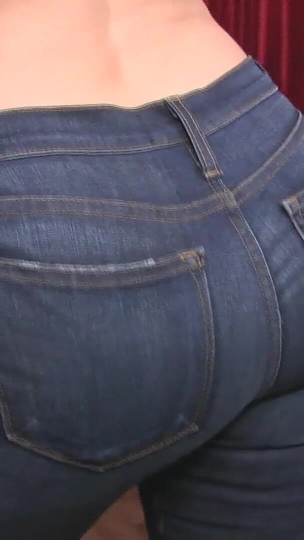 SinnSage: Strut Ya Butt