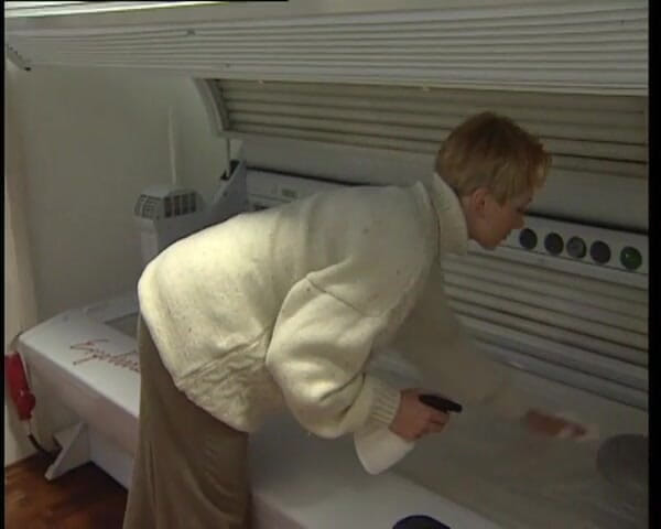 YOUR FIRST PORN: Casting dengan Piss Ute