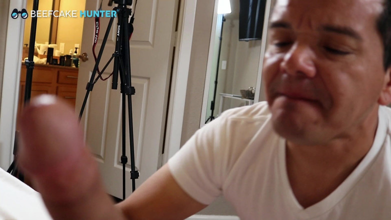 Beefcake Hunter: アブデル・ビッグ・ペルシャ・コックの座席