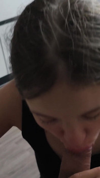 Joc Adevăr sau Provocare cu sora iubitei mele