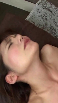 Wanita berkahwin yang kecewa seksual mahukan creampie vol. 5