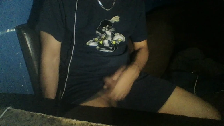 AlexAlejandro13: I Get Naughty on Webcam