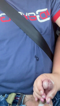 Handjob amatur dalam kereta