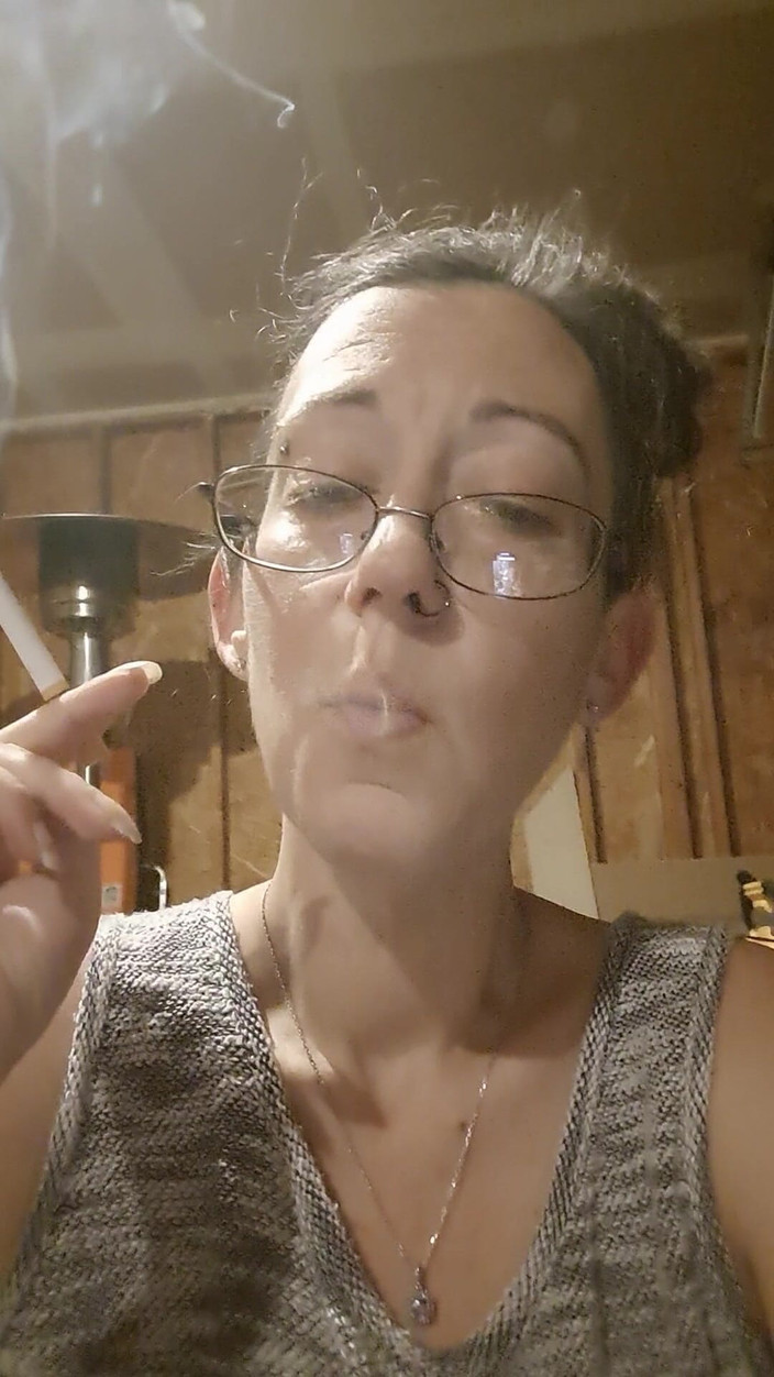 Naughty alchemy: Fumar caliente zorra