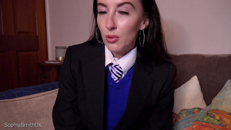 SophiaSmithUK: Vysokoškolačka se ti vysmívá