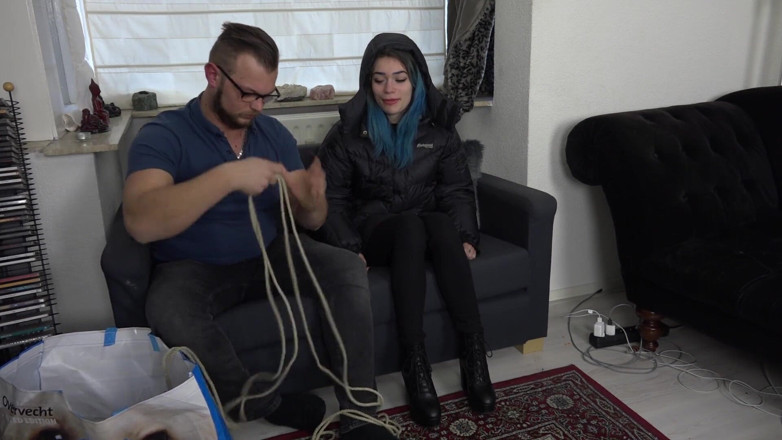 Restricting Ropes: Luna Grey - chaqueta de down bondage hd