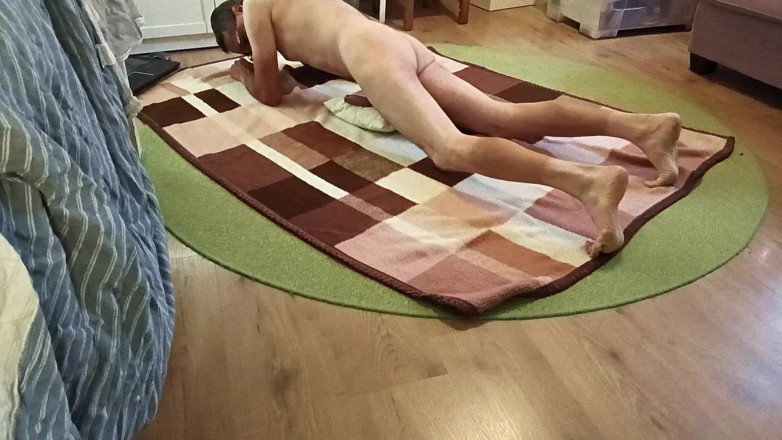 Mark Hannes: Naked Hump Masturbation