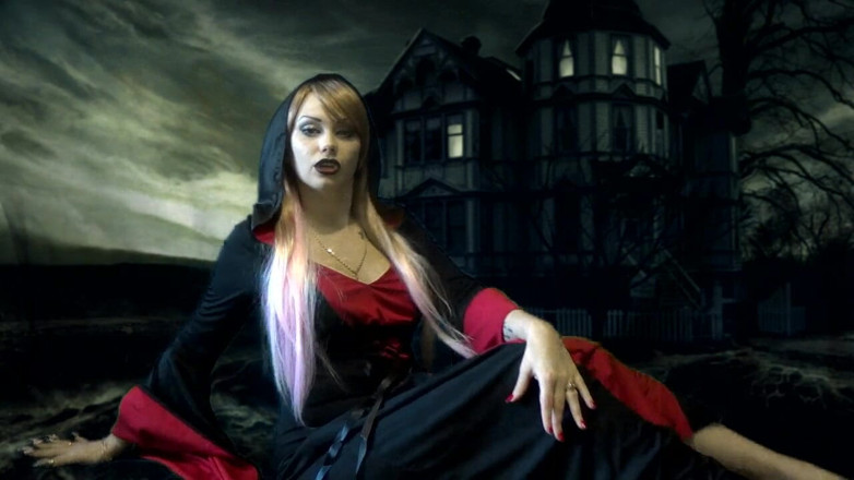 Goddess Misha Goldy: Ich bin deine böse vampirherrin und ich entscheide, was du...
