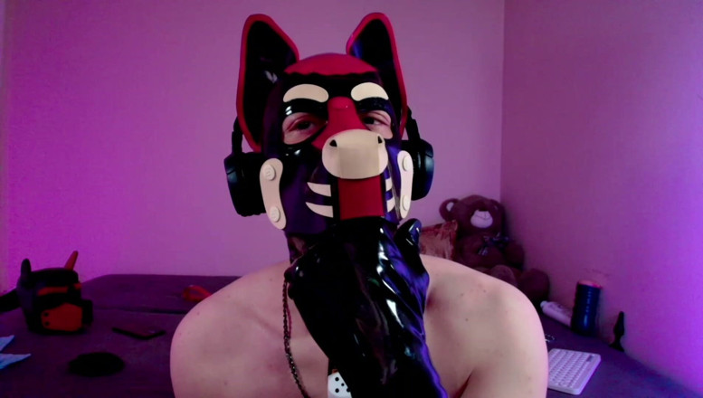 Alex GoodBoy: K-9goodboy's Slow Latex Tease Drives Me Wild