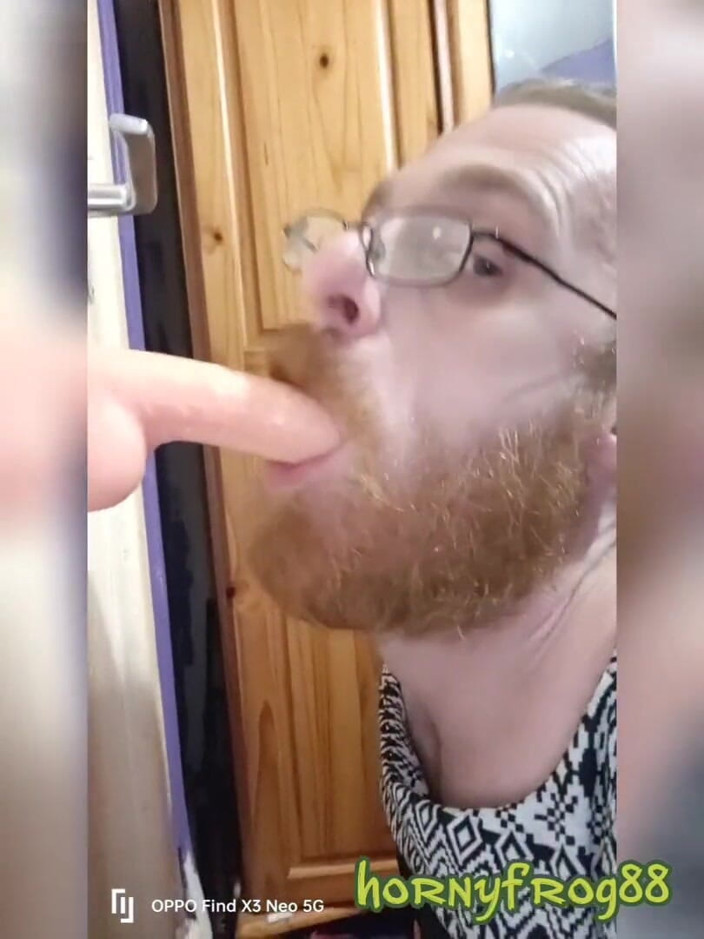 Hornyfrog88: Hairy femboy got horny