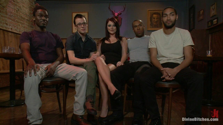 Divine Bitches by Kink: Mange ton chemin à travers son sperme jusqu’à ta clé de...