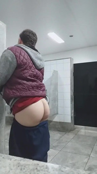 I Exposed Myself in the Bus Station Bathroom and Almost Got Caught by Passersby.