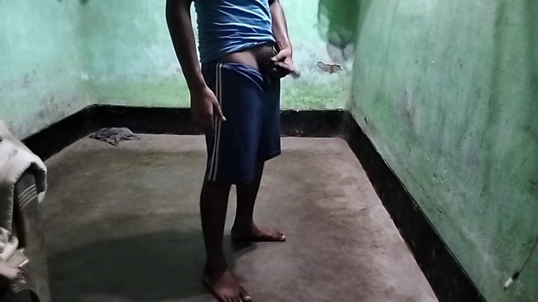 Desi Tits: L'amica gay bhangadesi incontra un ragazzo india del west bengalese...