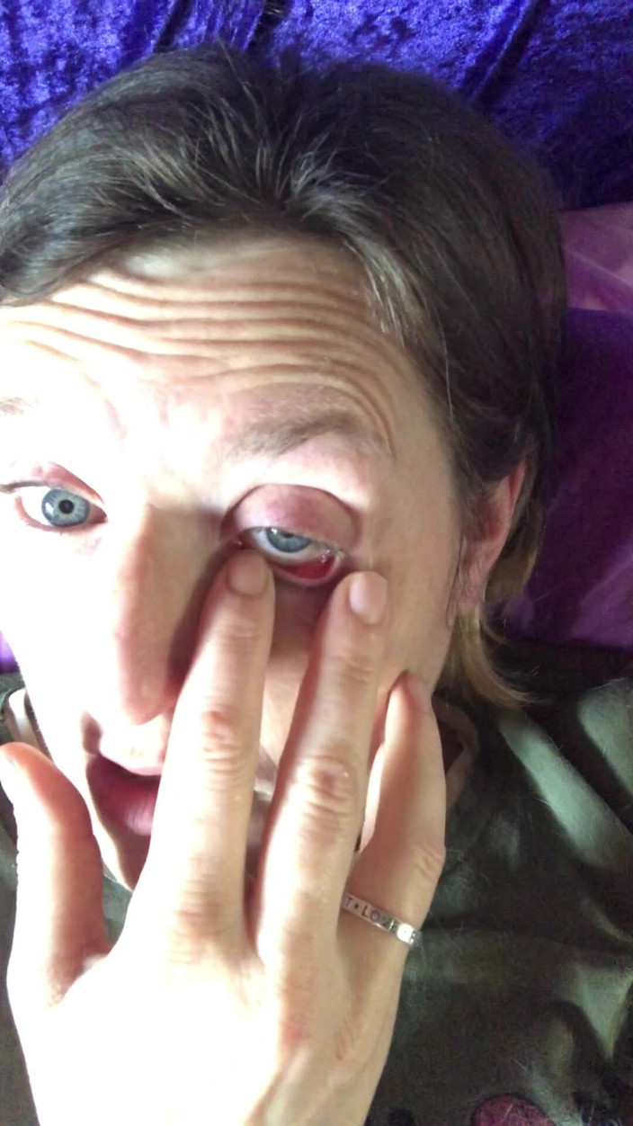 MistressWriggler: Fantasi tentang curvyteenqueen bikin aku sange berat sampai muncrat. Bagian...