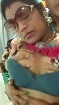 Jefe de la oficina india Deepak romántico sexo caliente con gerente
