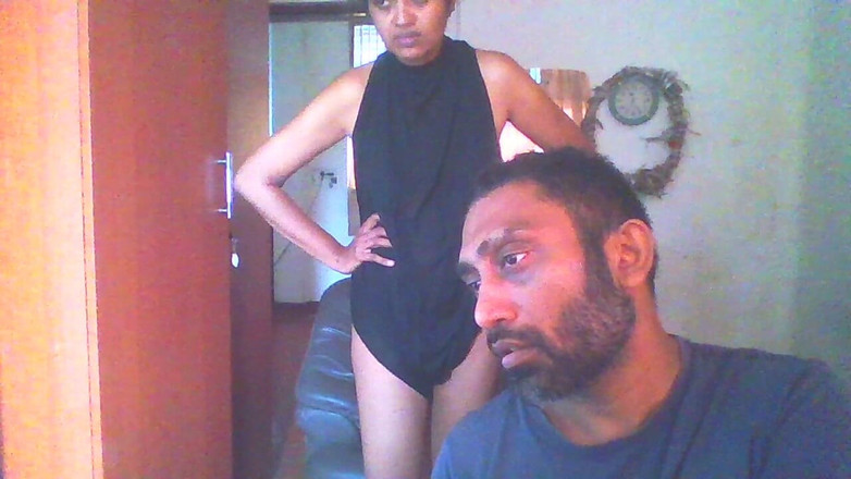 Tina Baby: 在斯里兰卡像自由的放荡小鸟一样生活