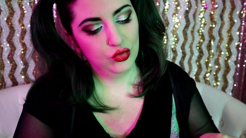 goddessjoules: 100 Strati di baci Asmr lipgloss