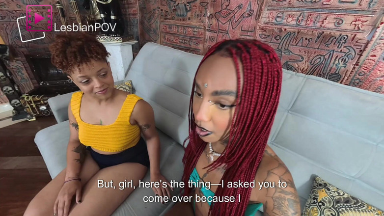 Lesbian POV: Amigos em primeiro plano: confissão que acende o fogo
