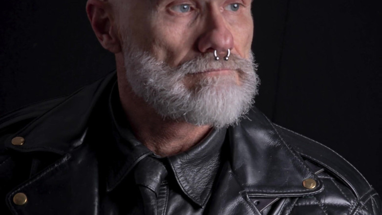 MusclesCigarsFFPig: Capezzoli e sigari